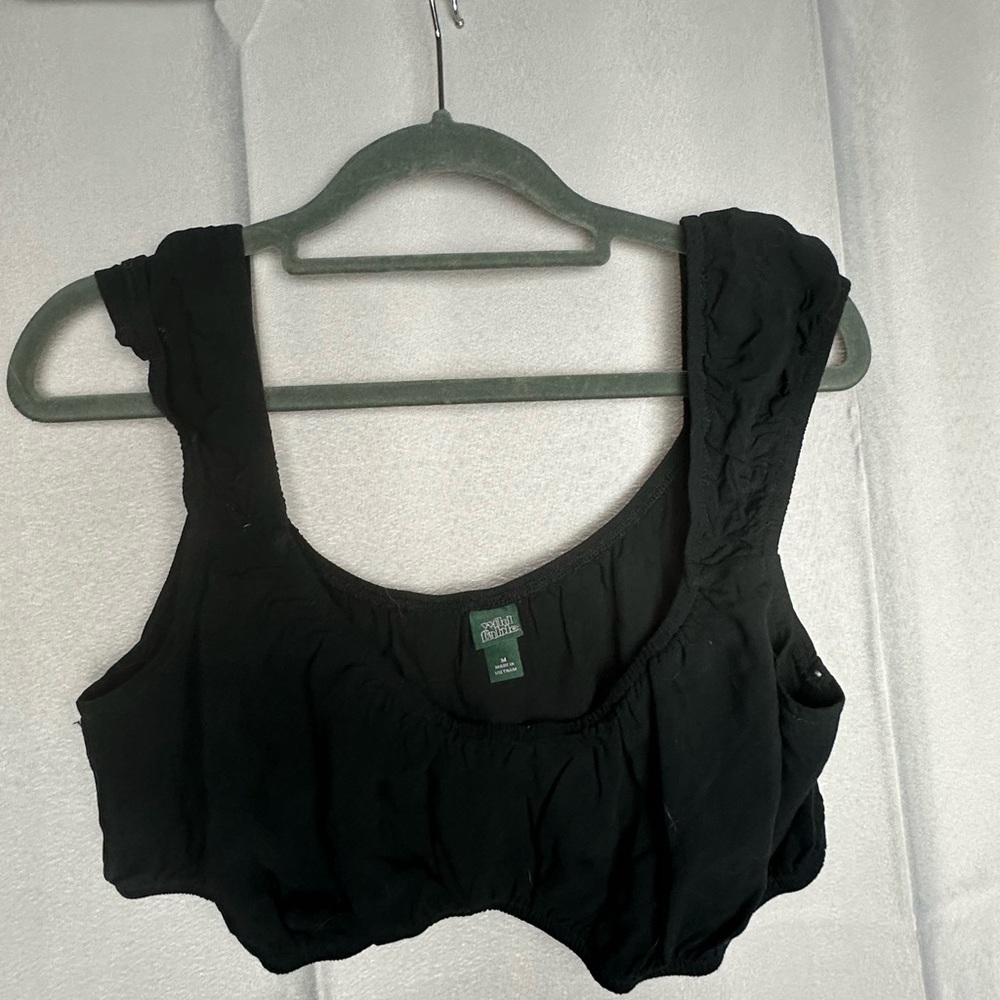 Black crop top